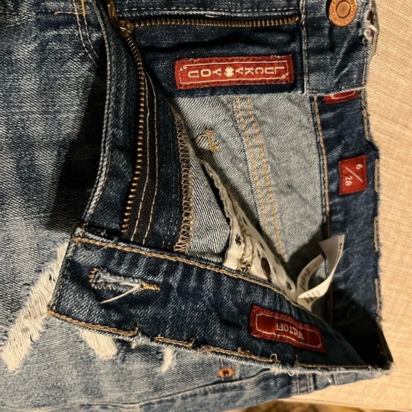 Lucky Brand Pants - LUCKY BRAND DENIM SHORTS/WOMENS 6/28 - 5 POCKET FEATURE - CUT/OFF